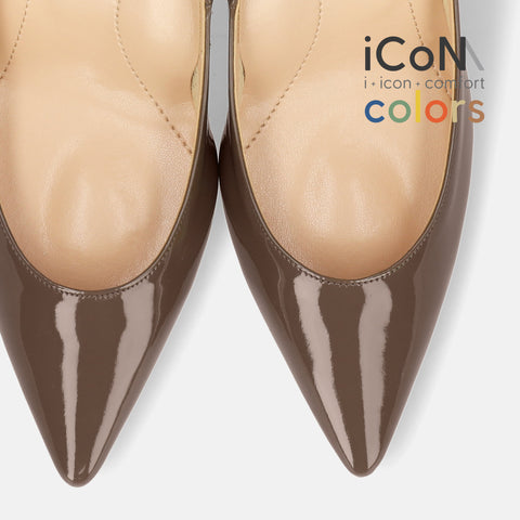 2025SS：iCoN COLORS：ポインテッドトゥ エナメル パンプス（C76531）ダークグレージュE/mamian（マミアン）