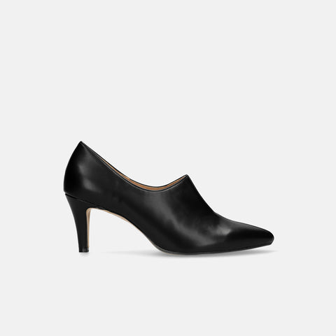 予約：2026AW：フロント スリット ブーティ（7235）ブラック/mamian（マミアン）