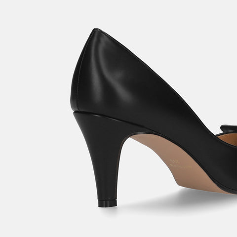 予約：2026SS：リボン付き ポインテッドトゥパンプス（m72027）ブラック